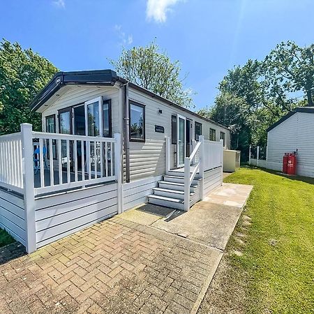 סאקסמונדהם Beautiful Caravan With Decking At Carlton Meres Holiday Park, Suffolk Ref 60022M מראה חיצוני תמונה
