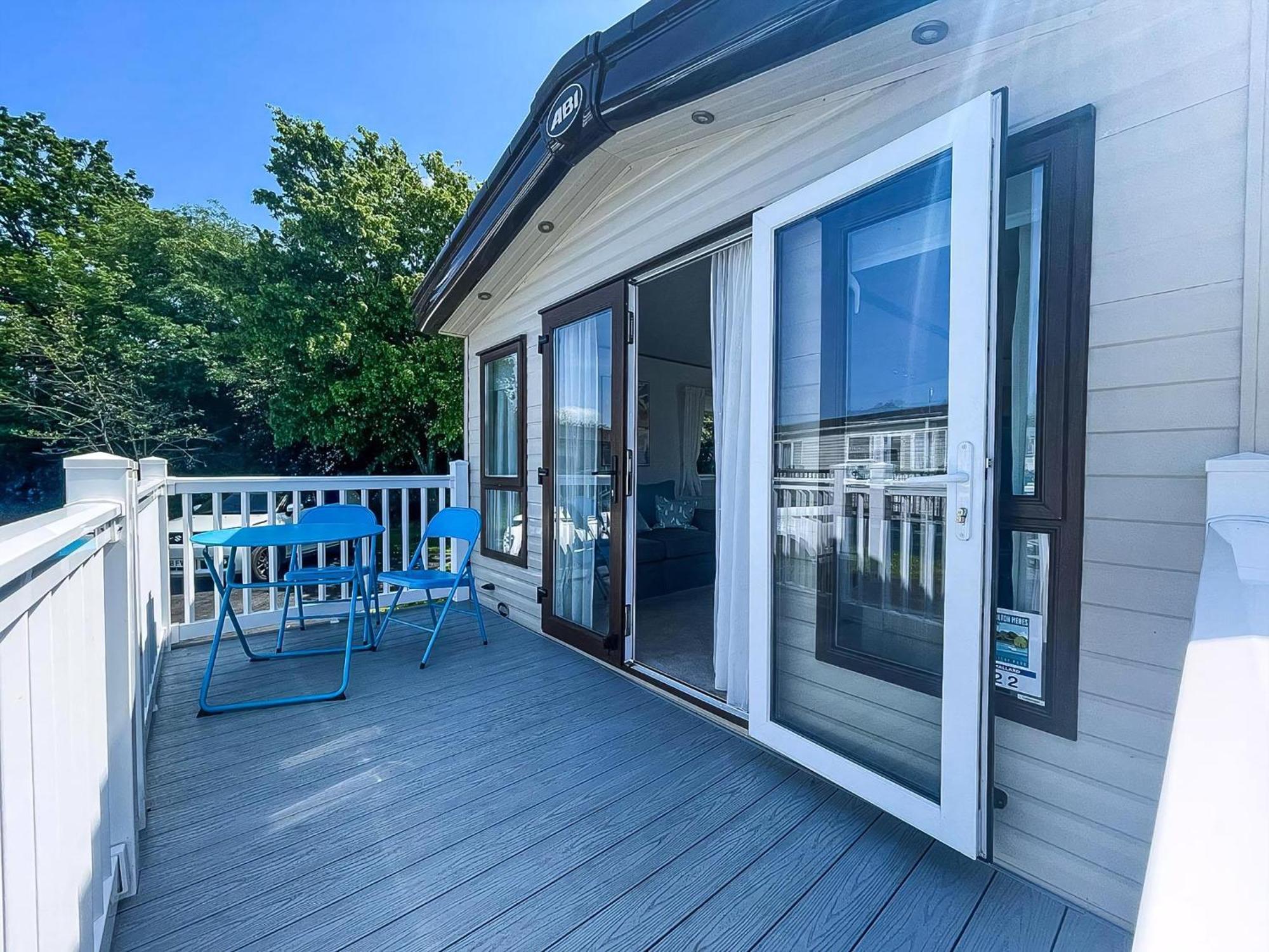 סאקסמונדהם Beautiful Caravan With Decking At Carlton Meres Holiday Park, Suffolk Ref 60022M מראה חיצוני תמונה